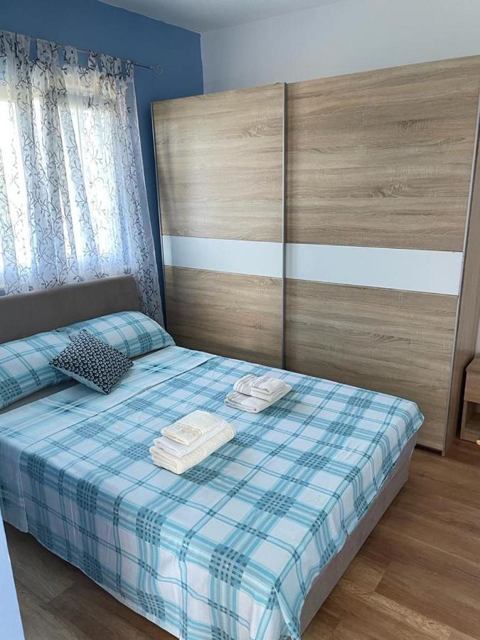 Oaza Mira Apartment Tisno Bagian luar foto
